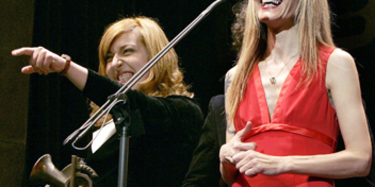 Las hermanas Llanos en la entrega de los XI Premios de la Musica