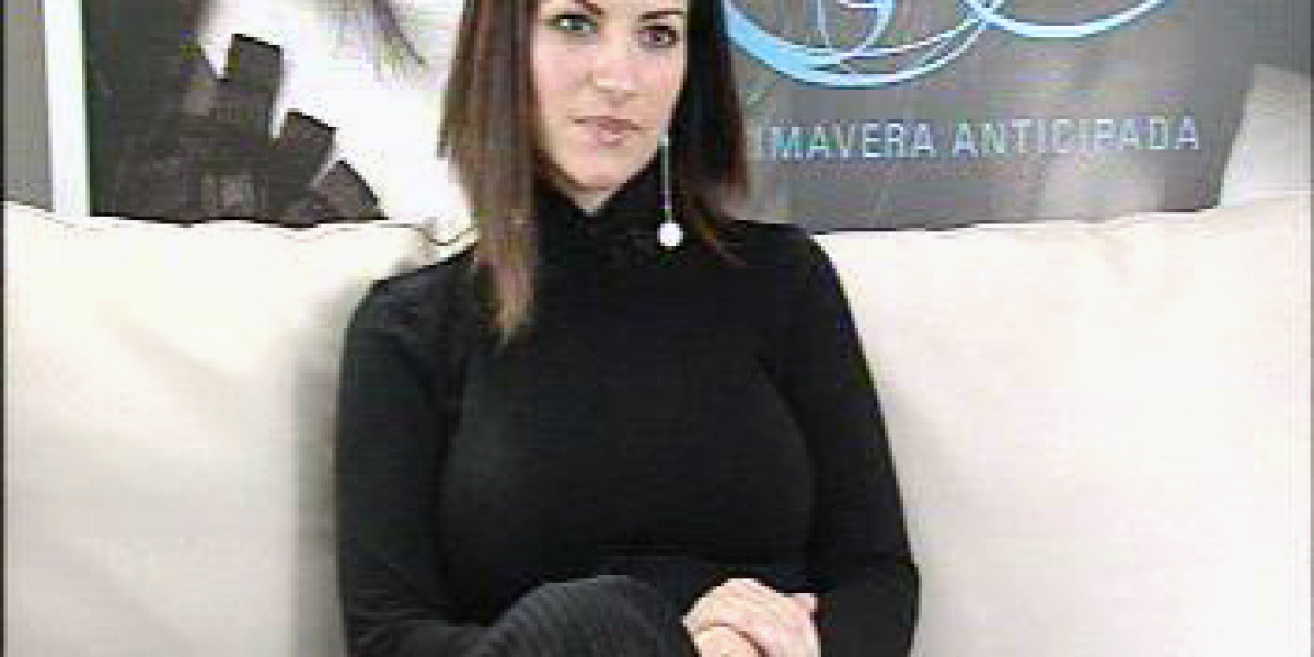 Laura Pausini durante un acto promocional de Primavera Anticipada