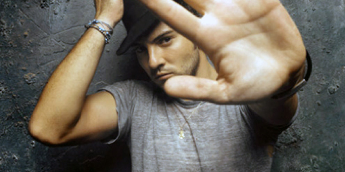 David Bisbal, extorsionado con publicar material e información privada